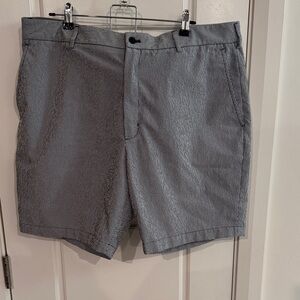 Walter Hagen 11 Men's Black and White Striped Golf Shorts